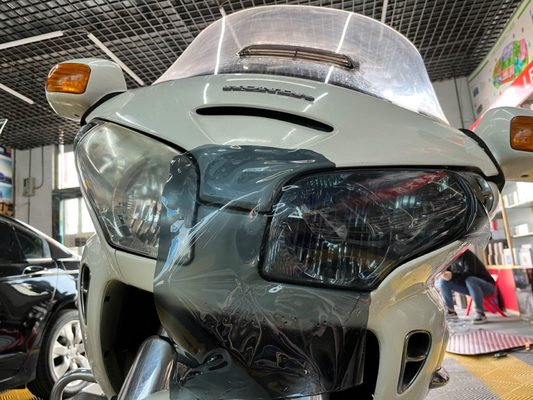 3年 ホワイトボックス TPU 自動車ヘッドライト 灰色 TPU 熱溶性粘着フィルム付き PPF フィルム