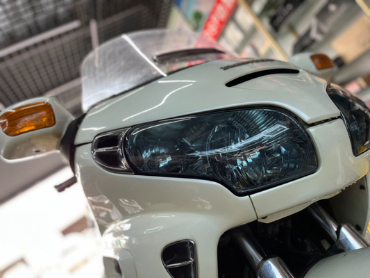 3年 ホワイトボックス TPU 自動車ヘッドライト 灰色 TPU 熱溶性粘着フィルム付き PPF フィルム